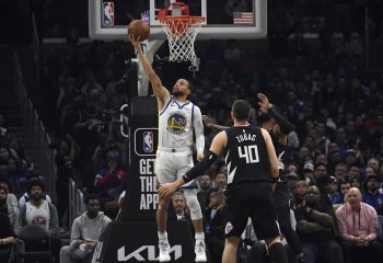 NBA: Kings câștigă în ultima secundă contra lui Bulls, Steph Curry înscrie 50 de puncte împotriva lui Clippers