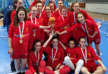 CSU Brașov, noua campioană la U15 feminin după un parcurs perfect 