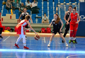 U15 feminin: CSU Brașov vs CS Olimpia București, duelul pentru titlu