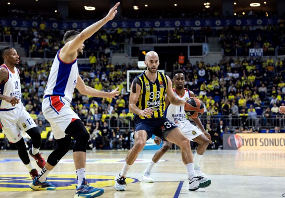 Anadolu Efes a fost eliminată din cursa pentru playoff-ul Euroligii