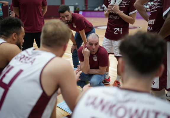 Tudor Costescu: „Îmi asum întreaga răspundere pentru modul în care a arătat echipa mea”