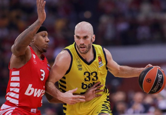 Fenerbahce a egalat situația la general în seria cu Olympiacos