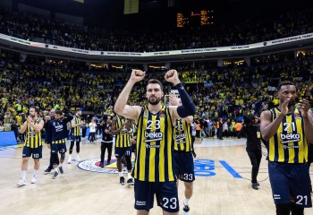 Fenerbahce vs. Olympiacos, a treia serie din playoff-ul Euroligii care ajunge în decisiv