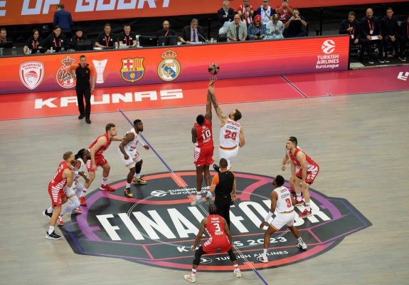 Olympiacos este prima echipă calificată în finala Euroligii