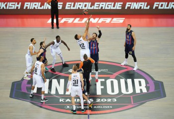 Real Madrid câștigă „El Clasico” și se califică din nou în finala Euroligii