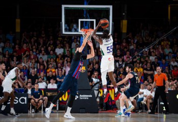 Unicaja Malaga, victorie pe terenul Barcelonei în semifinala ligii ACB