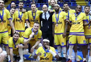 Vassilis Spanoulis a condus-o pe Peristeri spre medaliile de bronz în Grecia