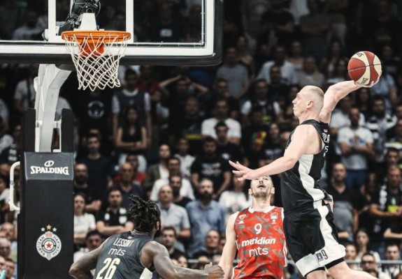 Partizan Belgrad a trecut de Steaua Roșie în deschiderea finalei Ligii Adriatice