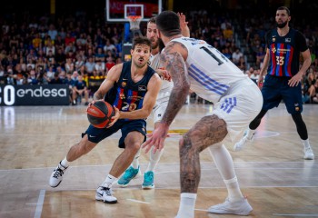 A treia finală consecutivă între Barcelona și Real Madrid a început cu victoria catalanilor