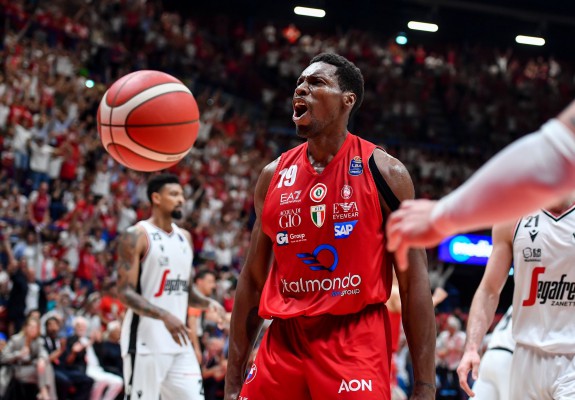 Olimpia Milano este la o victorie de câștigarea titlului național