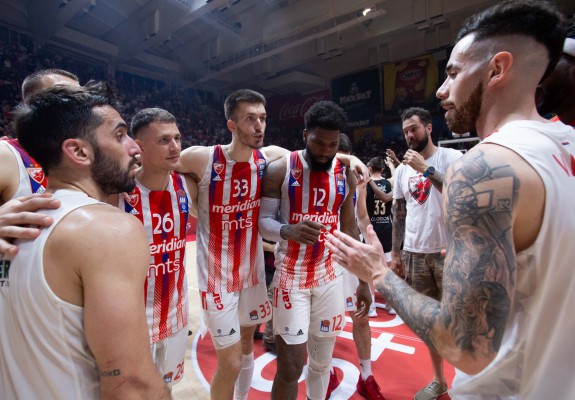 Steaua Roșie Belgrad o învinge încă o dată pe Partizan Belgrad și duce scorul la 2-2