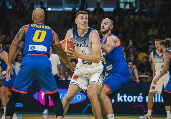 România pierde ultimul meci din precalificările EuroBasket 2025