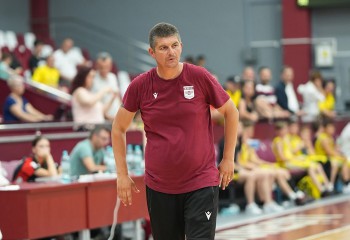 Alexandru Vasile este noul antrenor al echipei feminine a Rapidului