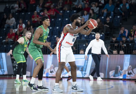 CSM Oradea își joacă ultima șansă la calificare în FIBA Europe Cup, în deplasarea de la Levice