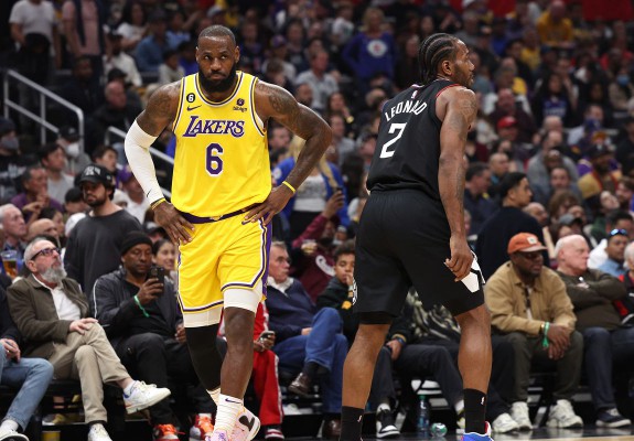 Stări diametral opuse în Los Angeles: Clippers sunt pe val, iar Lakers sunt la un pas de înec