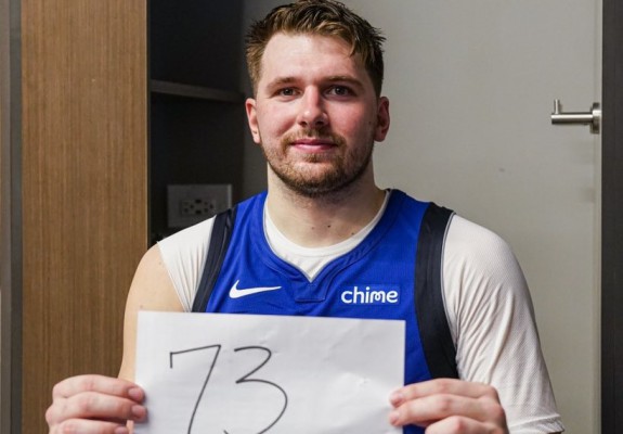 Luka Doncic a marcat 73 de puncte în fața rivalului său, Trae Young