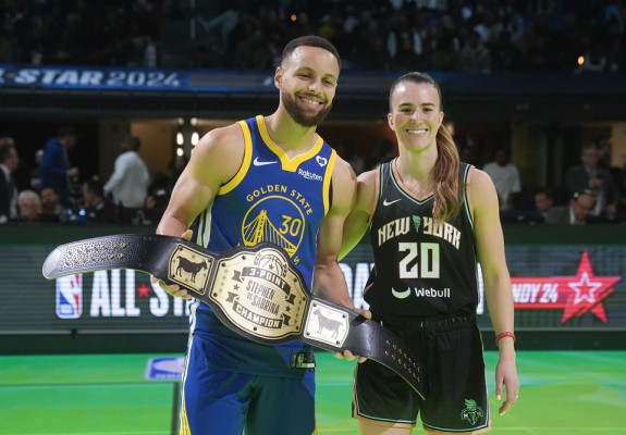 Steph Curry a învins-o pe Sabrina Ionescu într-un duel din afara semicercului