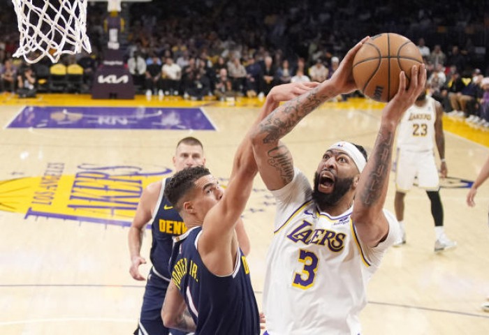 Los Angeles Lakers rămâne în viață în seria cu Denver Nuggets