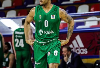SCM Craiova l-a semnat pe Kendall Robinson, care în sezonul precedent a evoluat în Liga ABA