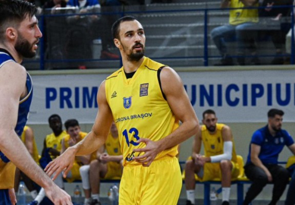 Isiah Osborne revine la Corona Brașov pentru un nou sezon