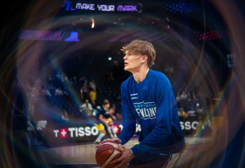 Din inima frigului până sub soarele Arizonei: Miikka Muurinen, tânărul gigant aflat în căutarea gloriei