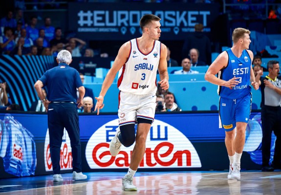 Ce amendă a primit Filip Petrusev după faultul descalificator de la EuroBasket 2025