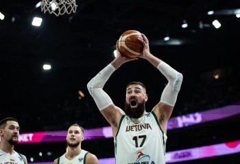Jonas Valanciunas a urcat pe trei în topul celor mai buni recuperatori la EuroBasket
