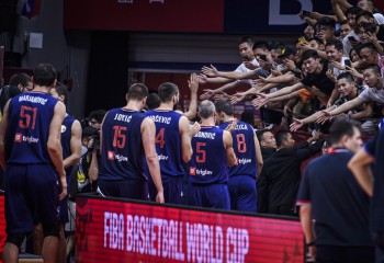Serbia câștigă grupa D