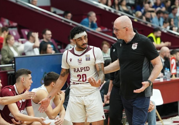 Roman Penn și-a prelungit contractul cu Rapid București