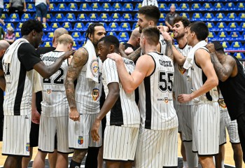 Daron Russell aduce victoria pentru U-BT Cluj-Napoca în amicalul cu AEK Atena
