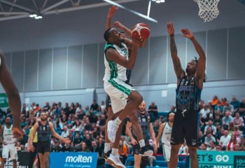 Steaua Sharks l-a semnat pe Dame Adelekun, care sosește din campionatul Marii Britanii