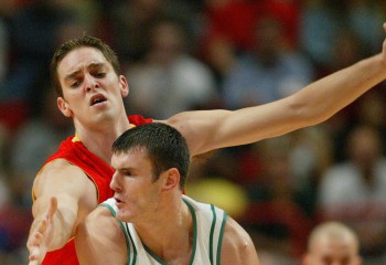 După 22 de ani, finala EuroBasket aduce față în față două echipe neînvinse