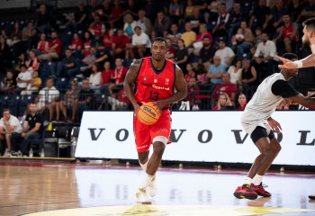 CSM CSU Oradea a încheiat cu o victorie perioada de presezon, după un succes clar în fața lui CS Vâlcea 1924