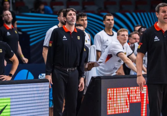 Alex Mumbru a fost din nou internat în spital după câștigarea Campionatului European