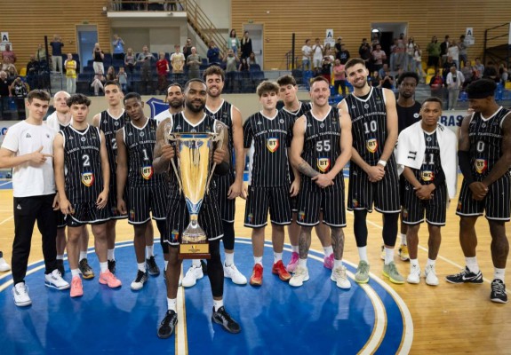 A 5-a Supercupă pentru U-BT, Mihai Silvășan în continuare neînvins în meciurile cu trofeul pe masă