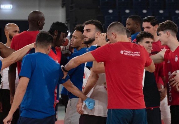 Victorie fără emoții pentru CSM Oradea în meciul inaugural al noului sezon din LNBM