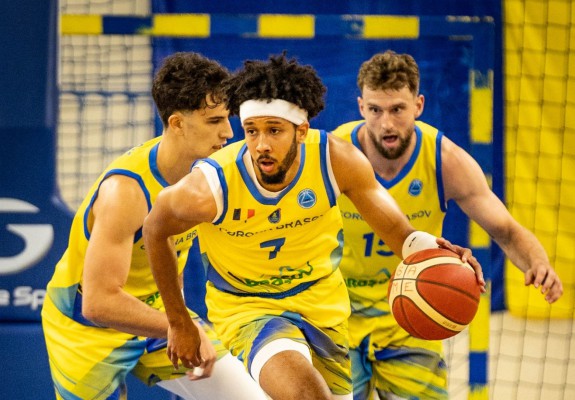 Corona Brașov trece de CSA Steaua Sharks în prima etapă din Liga Națională