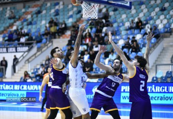 Craiova începe sezonul cu o victorie convingătoare