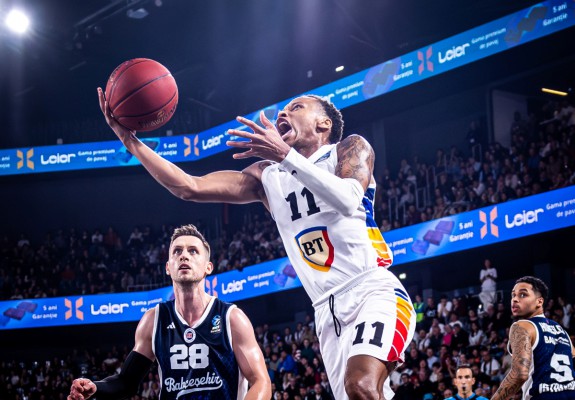 Oficial. Federația Română de Baschet a confirmat naturalizarea lui Daron Russell