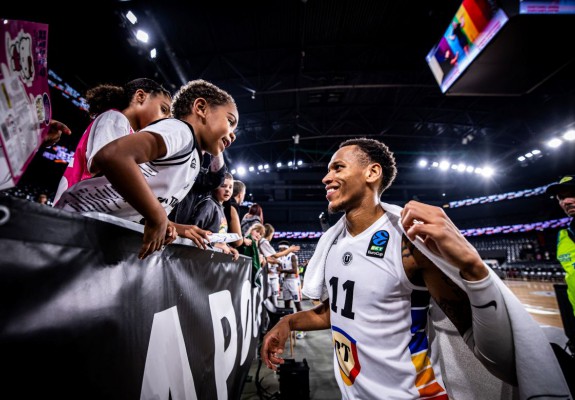 Prestație monumentală pentru Daron Russell în victoria lui U-BT Cluj cu Neptunas