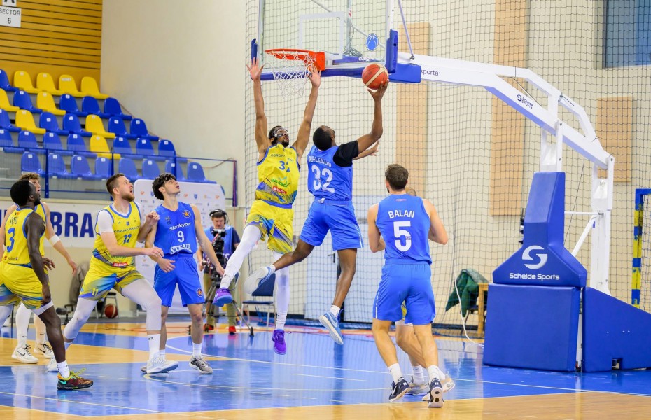 Dame Adelekun este MVP-ul etapei a patra din Liga Națională de Baschet Masculin