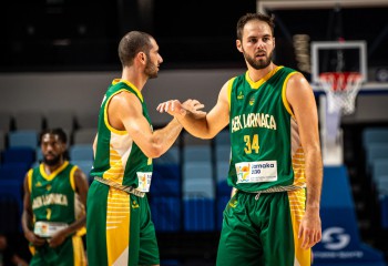CSM Oradea debutează în FIBA Europe Cup în fața lui AEK Larnaca