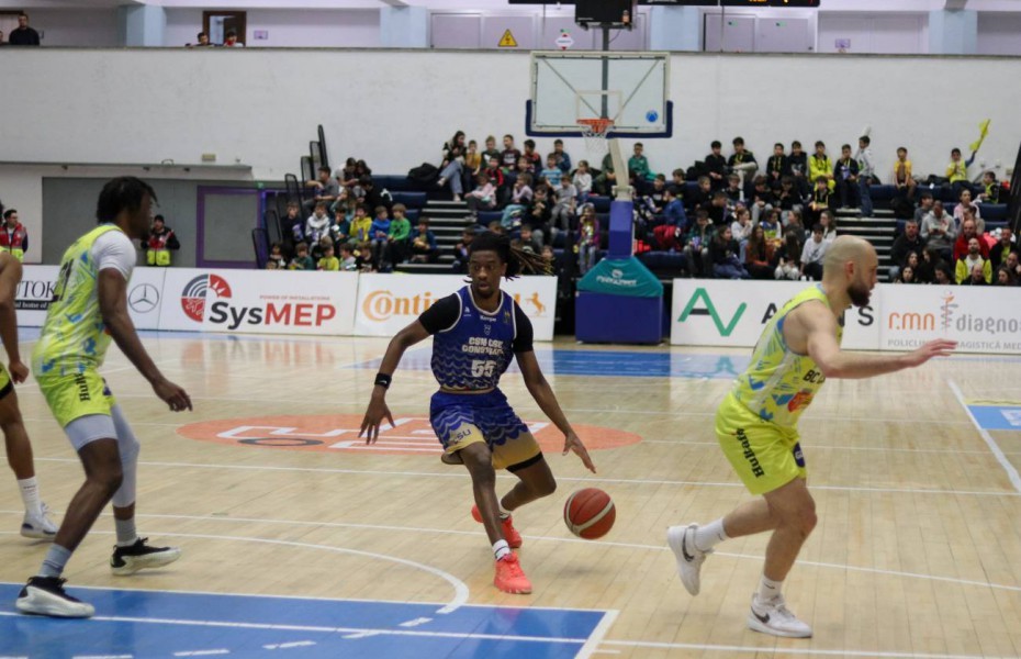 Un fost baschetbalist de la o echipă retrogradată din Liga Națională a semnat un contract în NBA
