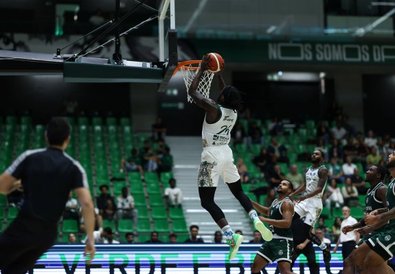 Dinamo Sassari, adversara CS Vâlcea 1924 la prima deplasare europeană din istorie