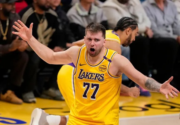 NBA deschide sezonul cu un nou record al jucătorilor internaționali