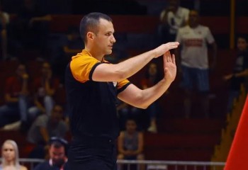 Arbitru suspendat după arestarea în Serbia