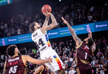 Jeffery Taylor: „Ne-a dat energie pentru un nou meci departe de casă”