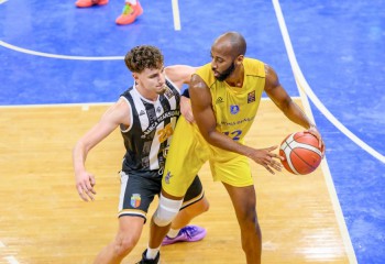 Juwan Gray revine în Liga Națională pentru al treilea sezon consecutiv