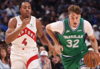 Dallas Mavericks a obținut prima victorie în noul sezon din NBA împotriva lui Toronto Raptors