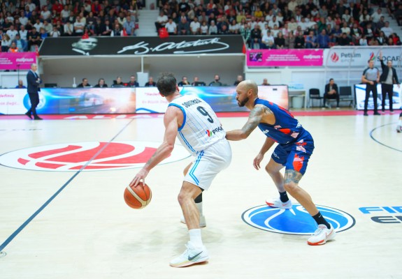 Petkim Spor îi administrează Oradiei primul eșec din actualul sezon de Europe Cup